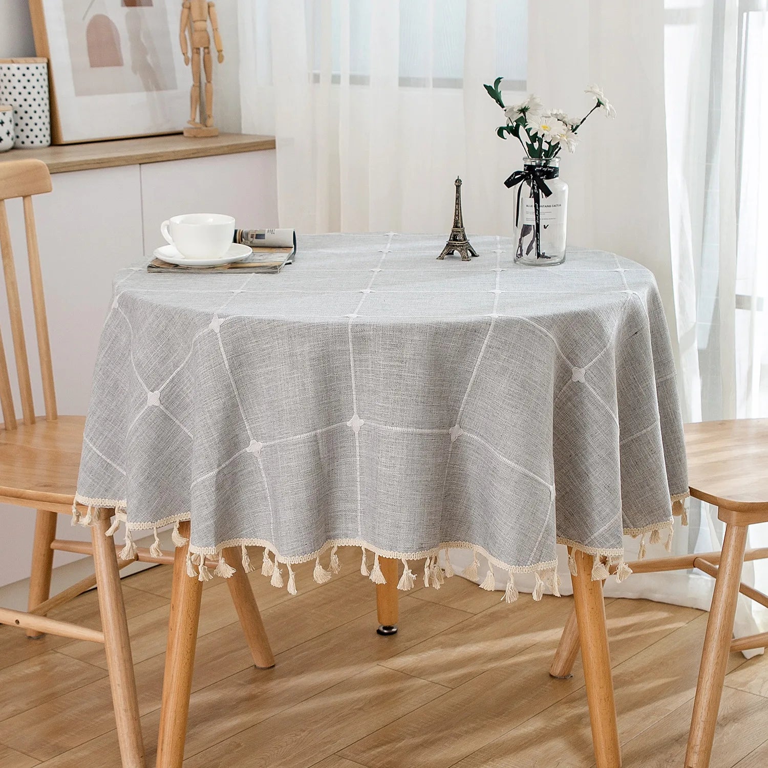 YOUMIKA  -  Polyester Grid Tablecloth with Broom Tassel, American Rural Pastoral Style, Table Cover Decoration for Kitchen and Dining Room