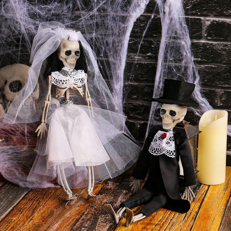 YOUMIKA  -  Halloween Skeleton Couple Ornament Skull Bone Bride And Groom Hanging Decoration for Home Haunted House Horror Props Bar Decor