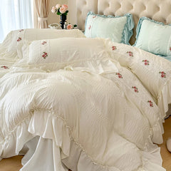 YOUMIKA  -  Elegant French Lace Ruffles Bedding Set Soft Skin-friendly Seersucker Princess Wedding Duvet Cover With Bed Sheet Pillowcases