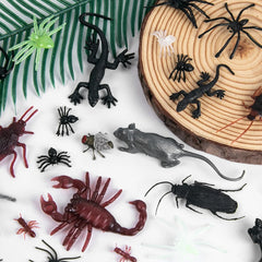 YOUMIKA  -  Realistic Plastic Bugs Trick Joke Decoration Scary Insects Fake Cockroaches Spider Halloween Prank Toy Bug April Fools Day Decor