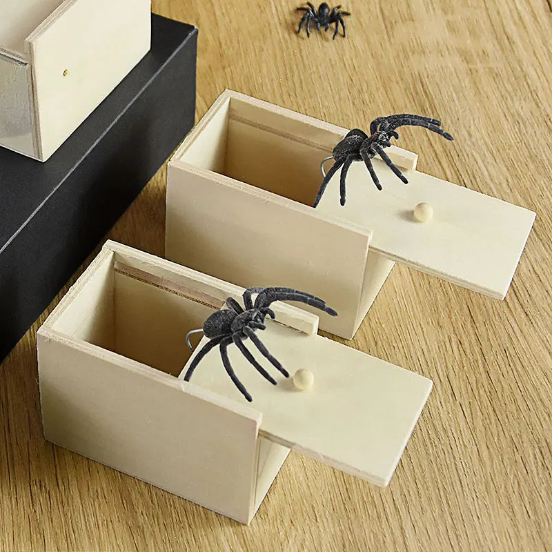 YOUMIKA  -  Tricky Toy Simulation Spider with Wooden Box Creative Haunted House Horror Props Halloween Party Decor Kids Prank Joke Toy Gift