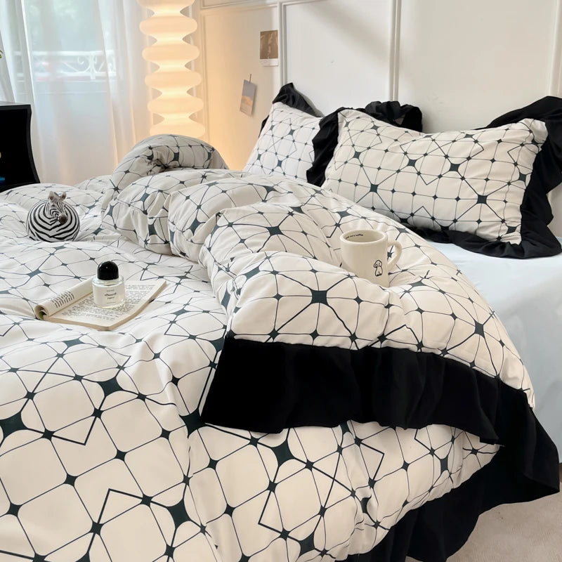 YOUMIKA  -  2024 New Korean Fresh Cream Fengyun Duo Cotton Edge Four Piece Set Black and White Printing Series