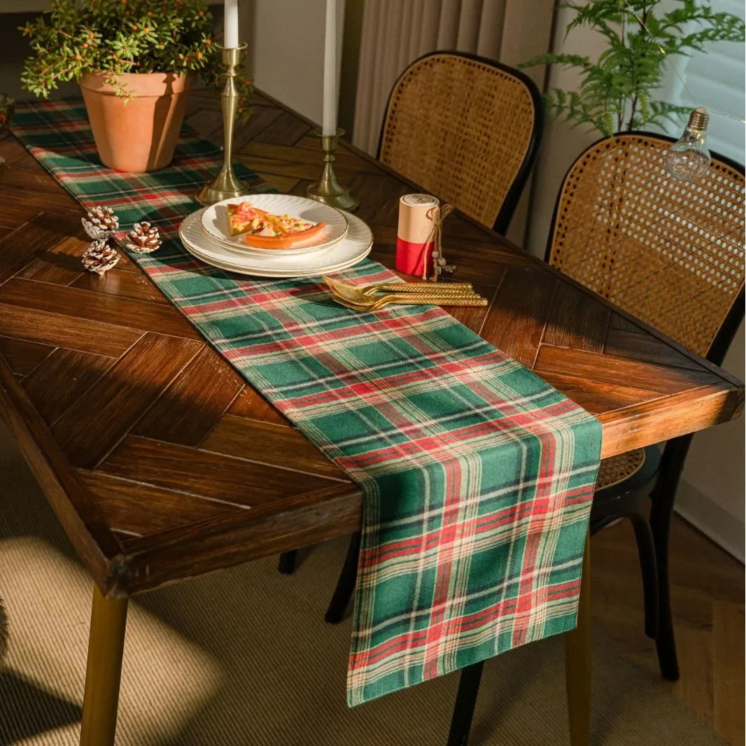 YOUMIKA  -  Christmas Table Runner Scottish Plaids Cotton Table Cover Festival Banquet Table Decor for Party Home Decoration Tablecloth