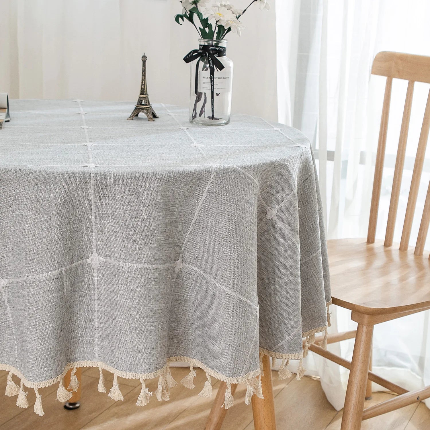 YOUMIKA  -  Polyester Grid Tablecloth with Broom Tassel, American Rural Pastoral Style, Table Cover Decoration for Kitchen and Dining Room