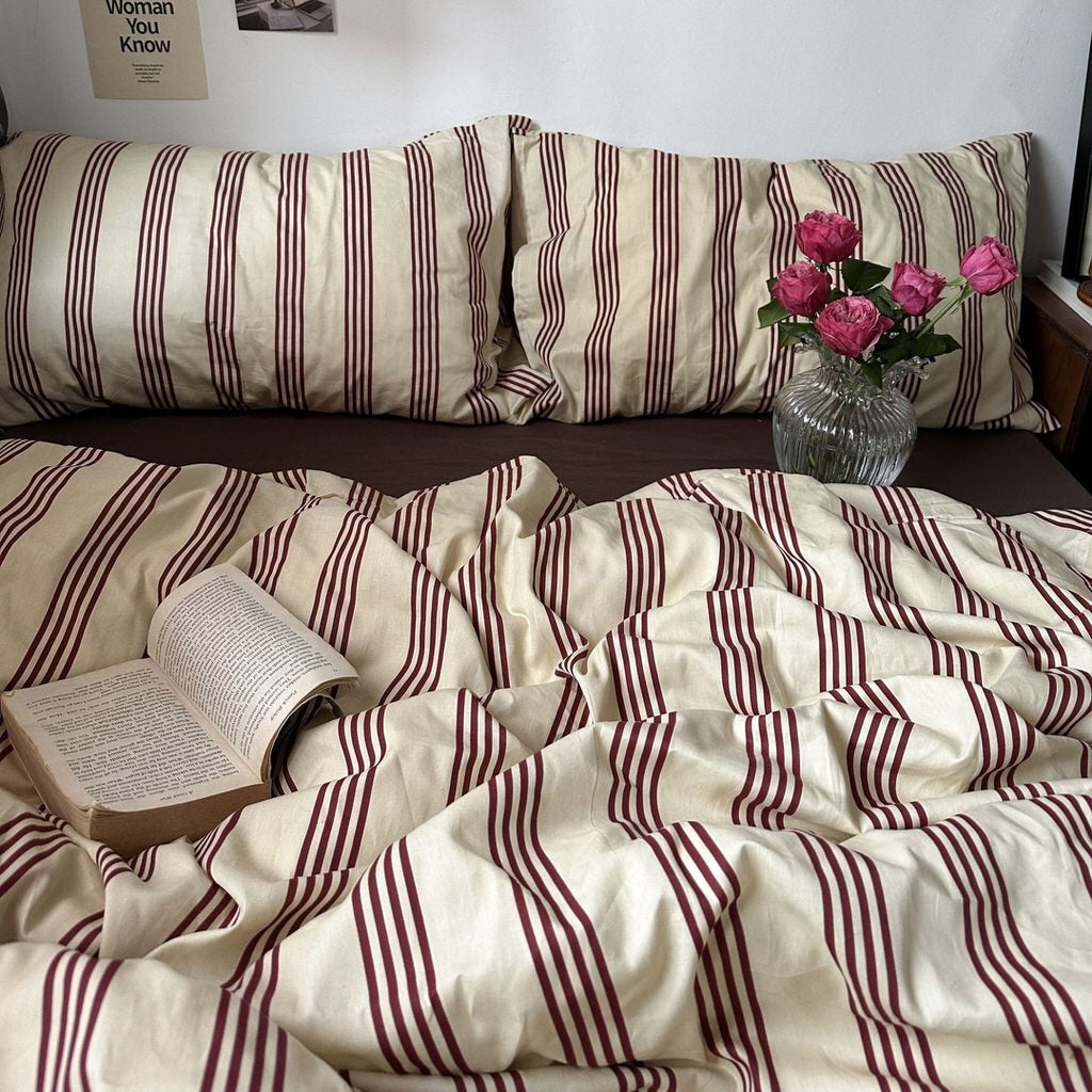 YOUMIKA  -  Beige & Brown Vintage Striped Bedding Set