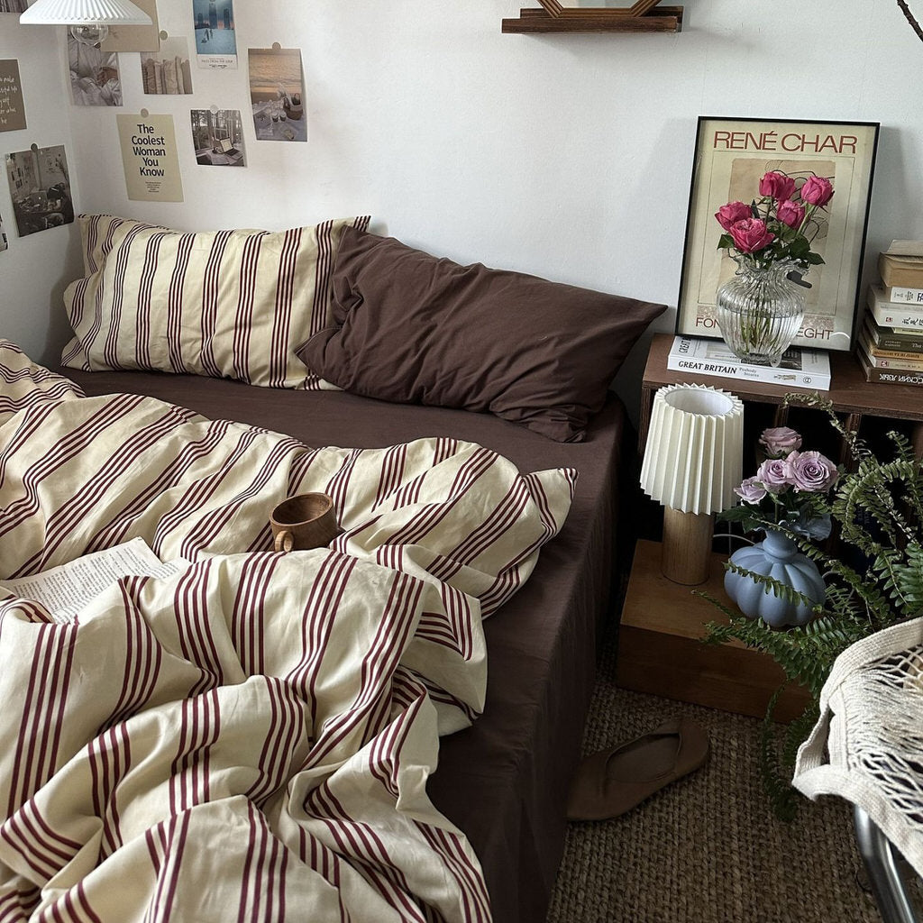 YOUMIKA  -  Beige & Brown Vintage Striped Bedding Set