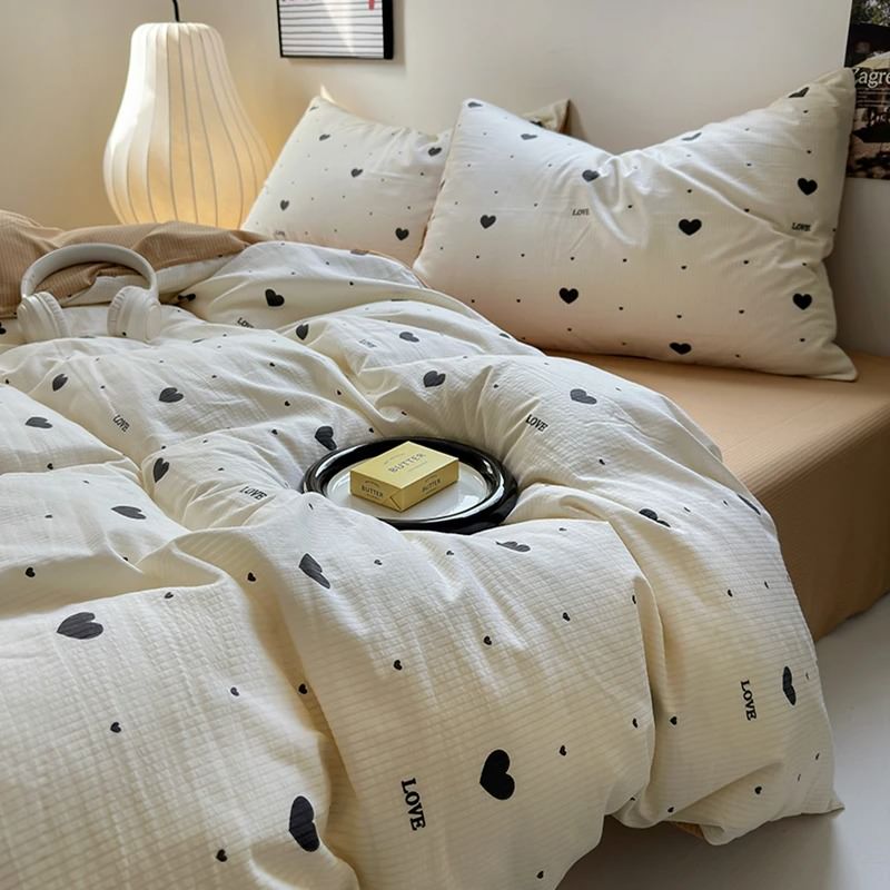 YOUMIKA  - Pretty Little Hearts Bedding Set