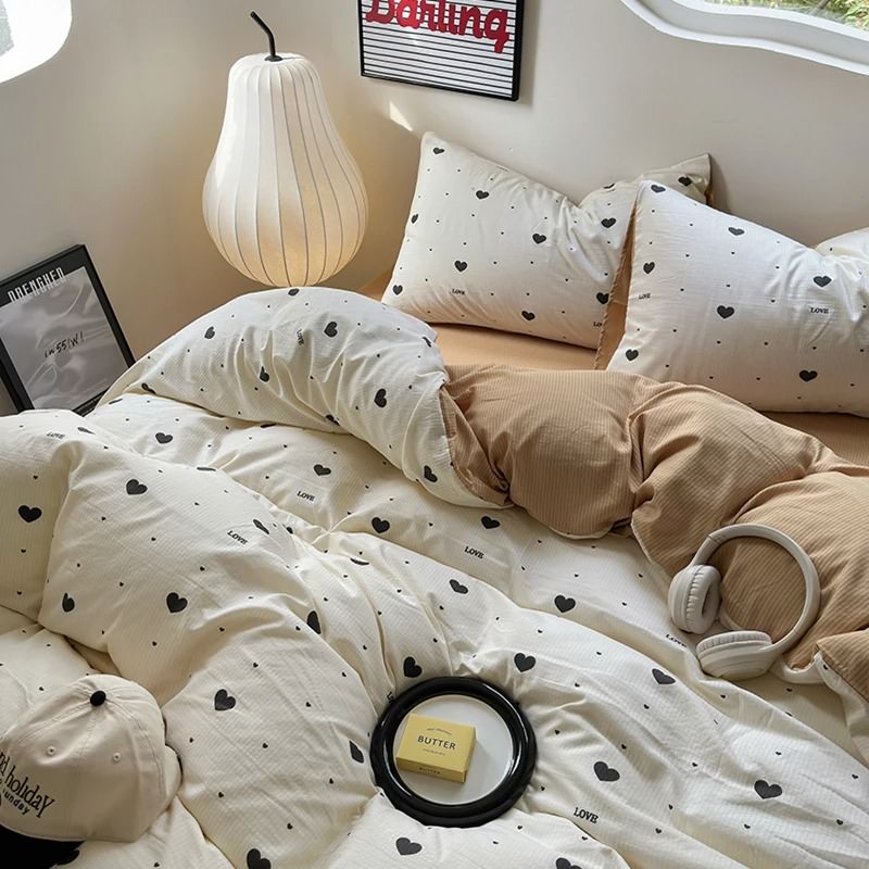 YOUMIKA  - Pretty Little Hearts Bedding Set