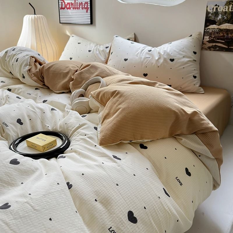 YOUMIKA  - Pretty Little Hearts Bedding Set