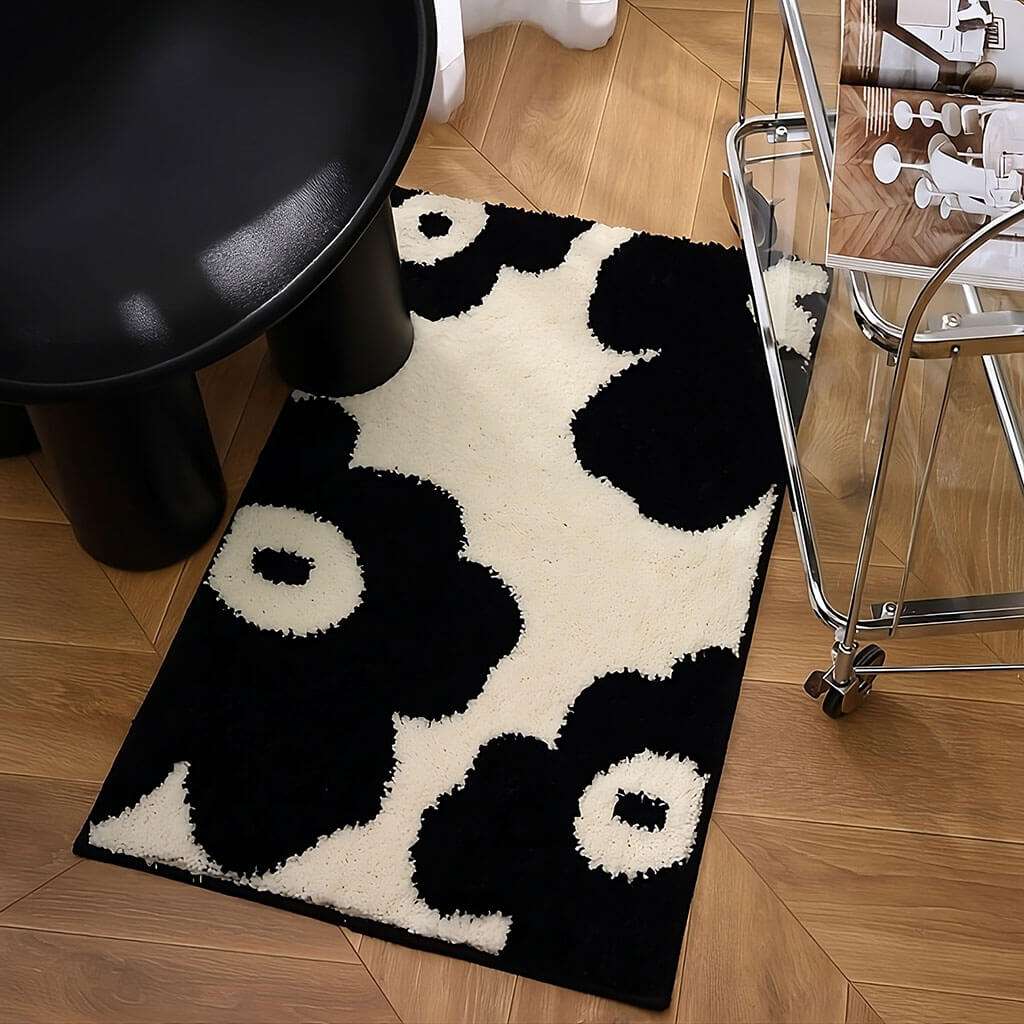 YOUMIKA  -  Black & White Flowers Tufted Rug