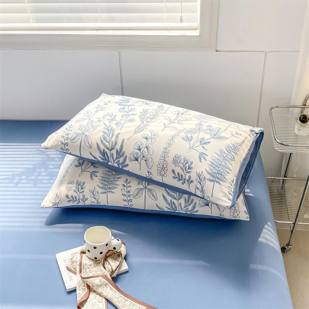 YOUMIKA  -  Monochrome Blue Wildflowers Print Bedding Set