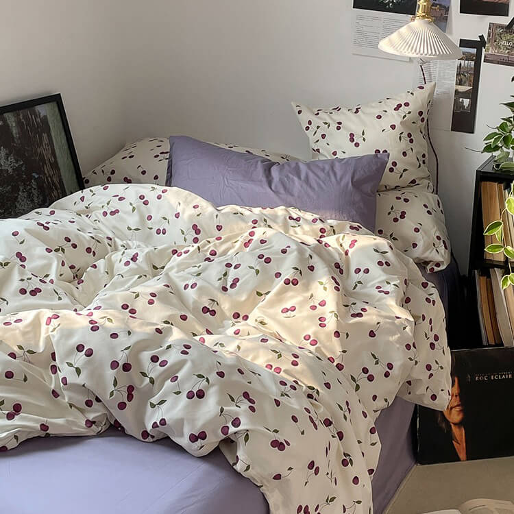 YOUMIKA  - Purple Cherries Bedding Set