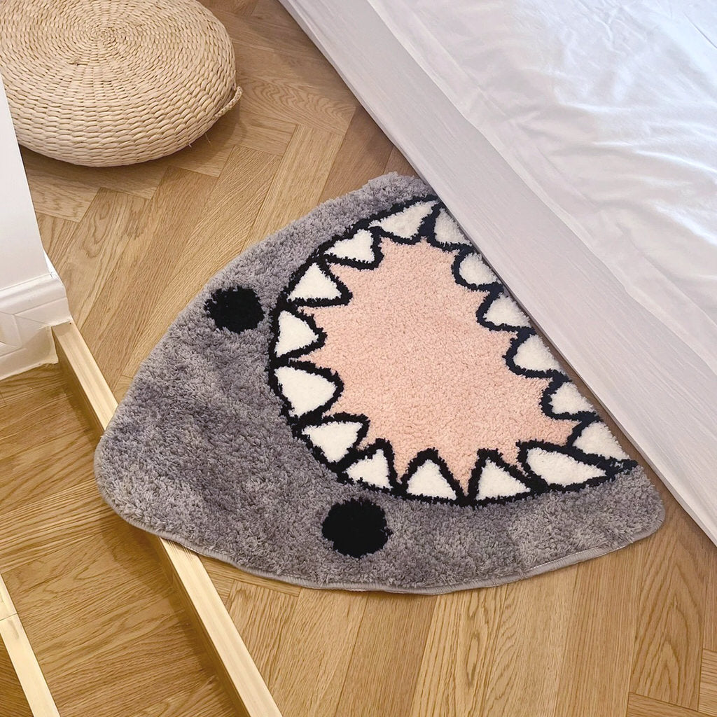 YOUMIKA  -  Kawaii Angry Shark Tufted Accent Rug