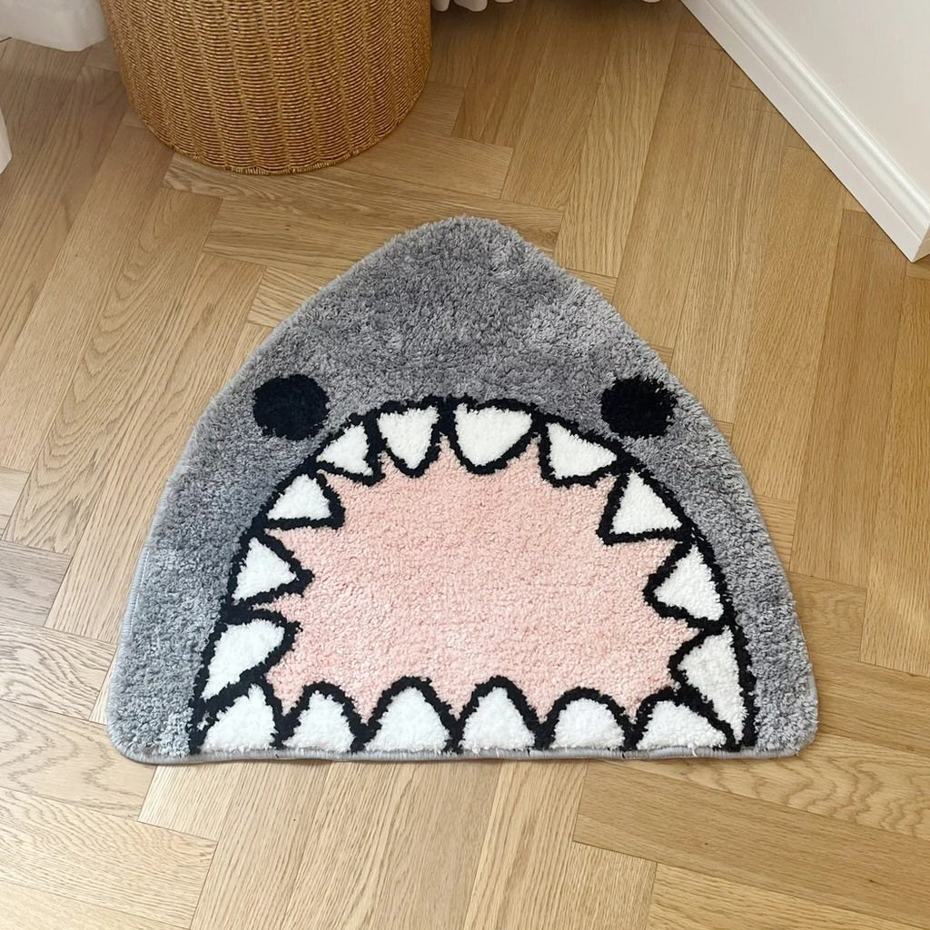 YOUMIKA  -  Kawaii Angry Shark Tufted Accent Rug