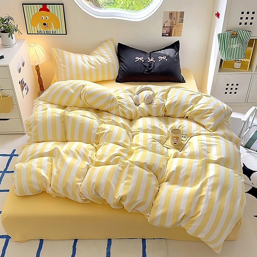 YOUMIKA  -  Kawaii Striped Bedding Set