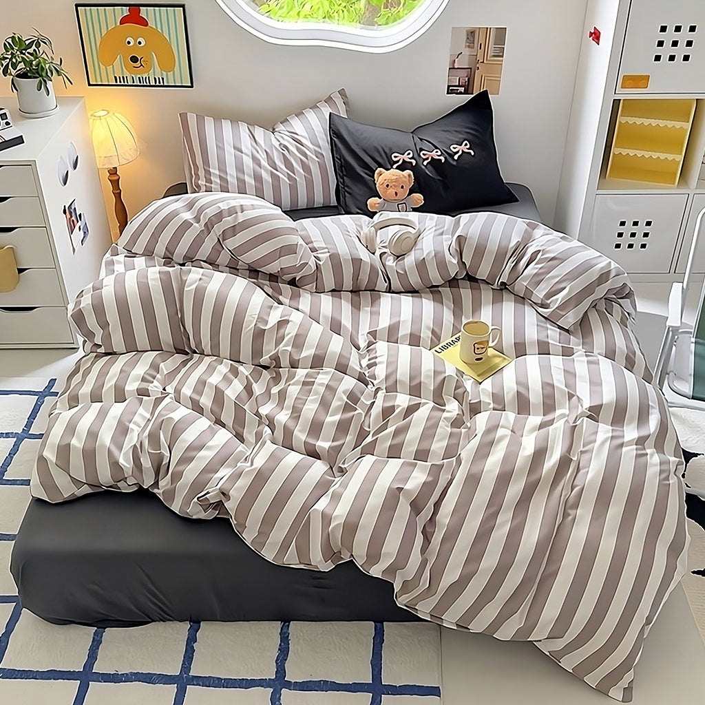 YOUMIKA  -  Kawaii Striped Bedding Set