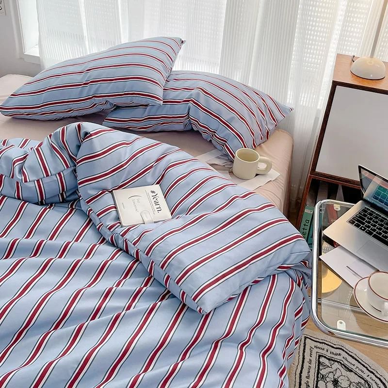 YOUMIKA  - Minimalist Red Striped Light Blue Bedding Set