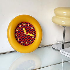 YOUMIKA  -  Retro Checkerboard Minimalist Round Wall Clock