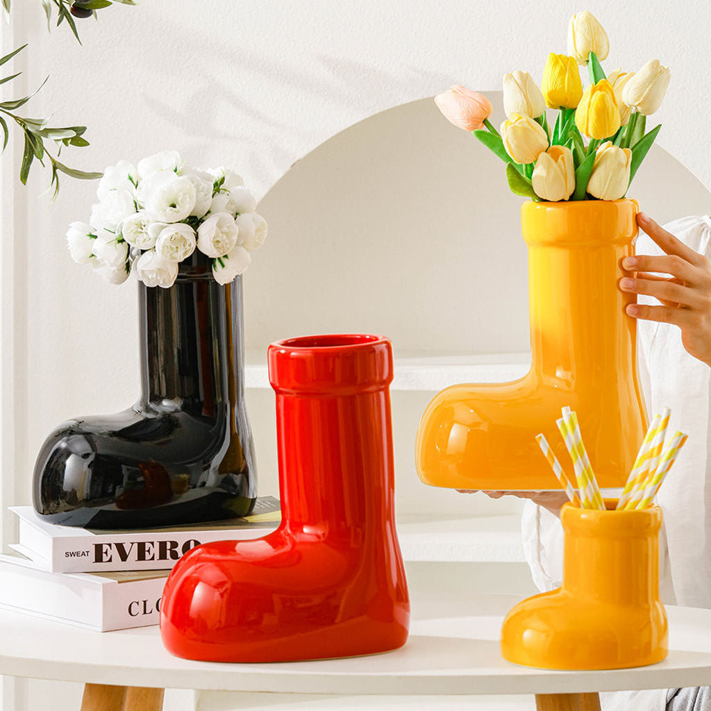 YOUMIKA  -  The Boot Ceramic Flower Vase