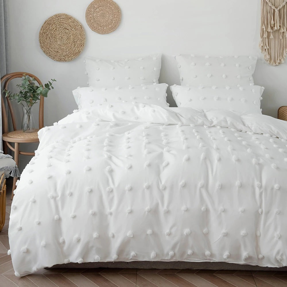 YOUMIKA  - White Pom Pom Bedding Set